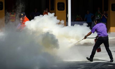 কার্বন ডাই অক্সাইড অগ্নি নির্বাপক সরঞ্জামগুলির রক্ষণাবেক্ষণ এবং ব্যবহারে মনোযোগের প্রয়োজন বিষয়গুলি